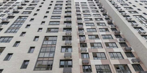 3-комн квартира Ереванская улица,  д. 8