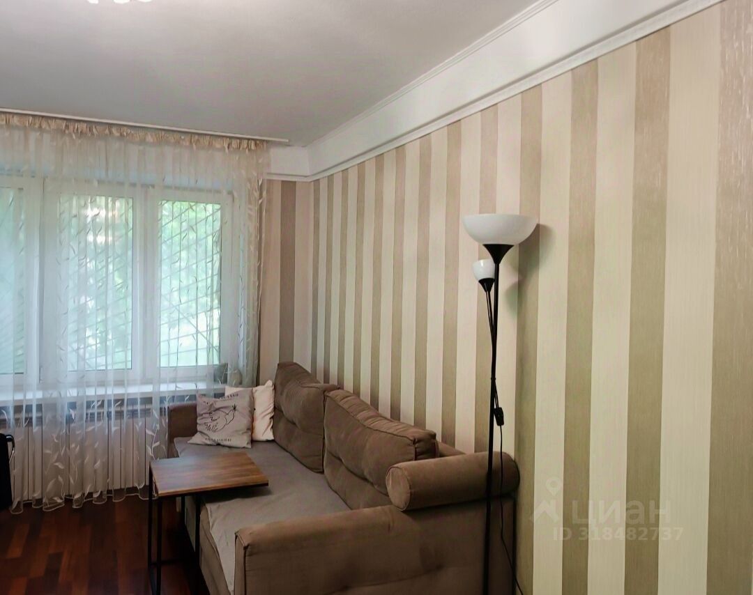 Продажа 2-комн квартиры на вторичном рынке Бассейная улица, 1