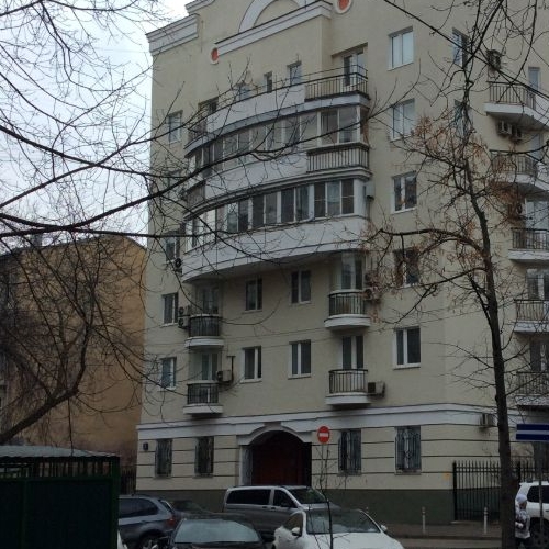 2-комн квартира Больничный переулок, 5