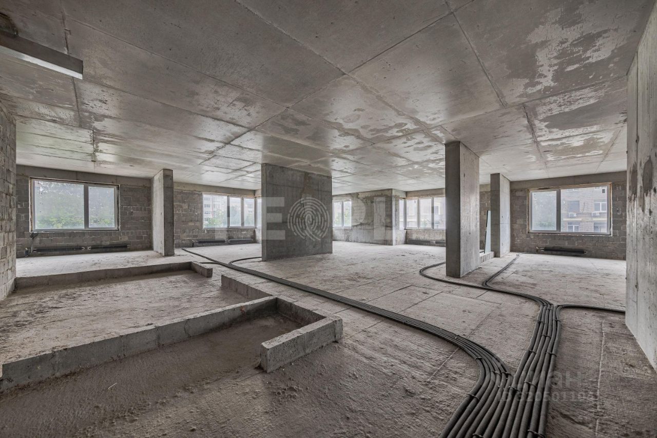 Продажа 5-комн квартиры на вторичном рынке улица Маршала Конева, 14