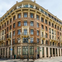 Продажа 4-комн квартиры на вторичном рынке Левшинский Б. пер,  д. 11