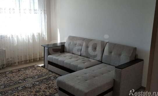 Продажа 1-комн квартиры на вторичном рынке Московский г, Бианки ул,  д. 8 к2