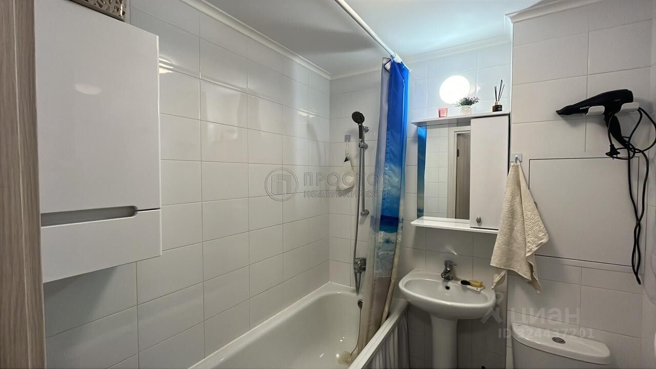 Продажа 1-комн квартиры на вторичном рынке улица Михайлова, 30Ак1