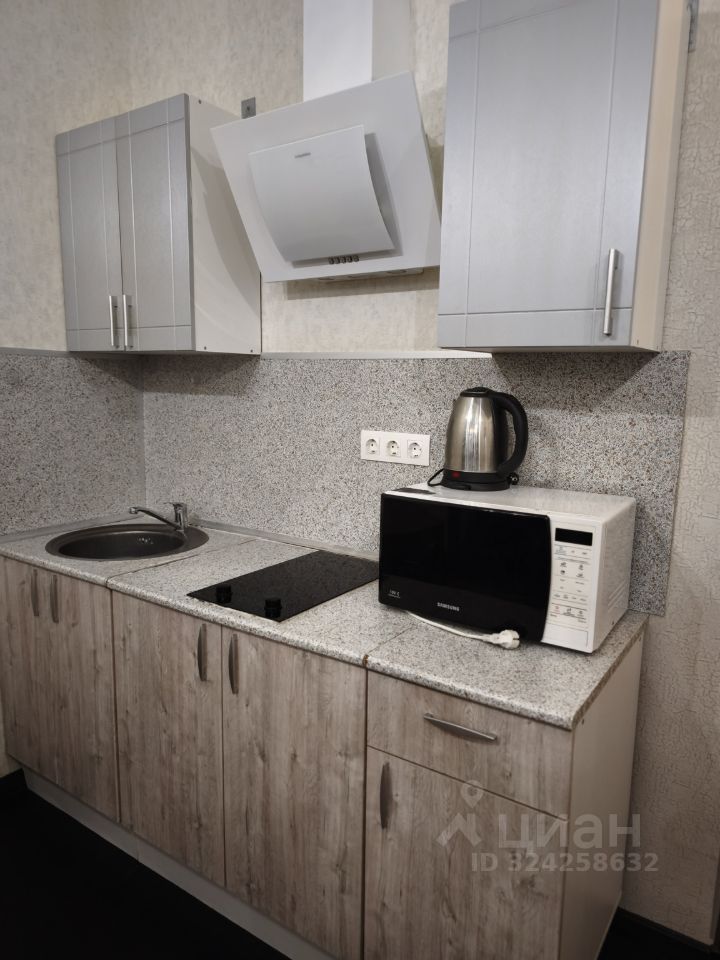 Аренда 1-комн квартиры на вторичном рынке Новоивановское пгт, улица Овражная,  д. 47А