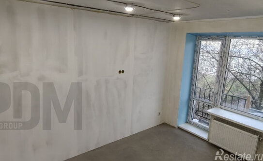 Продажа 2-комн квартиры на вторичном рынке Карташихина улица,  д. 19