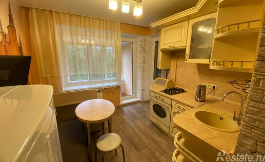 Продажа 1-комн квартиры на вторичном рынке ул Железнодорожная,  д. 40/1