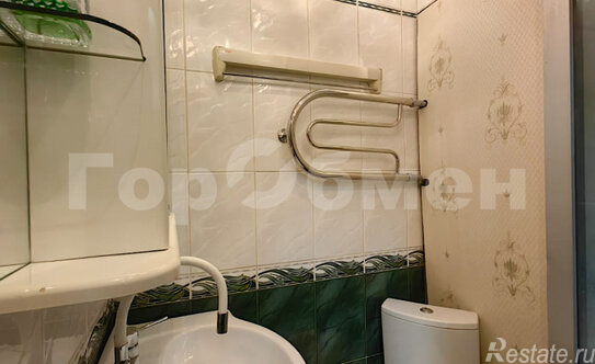 Продажа 1-комн квартиры на вторичном рынке Батайский проезд,  д. 9