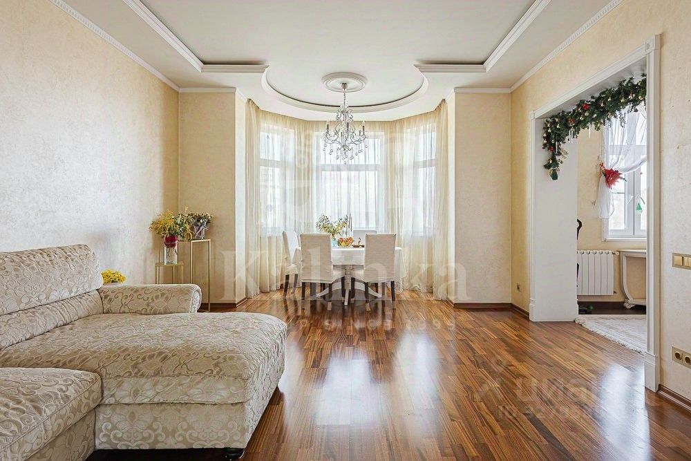 Продажа 3-комн квартиры на вторичном рынке Ломоносовский проспект, 29К2