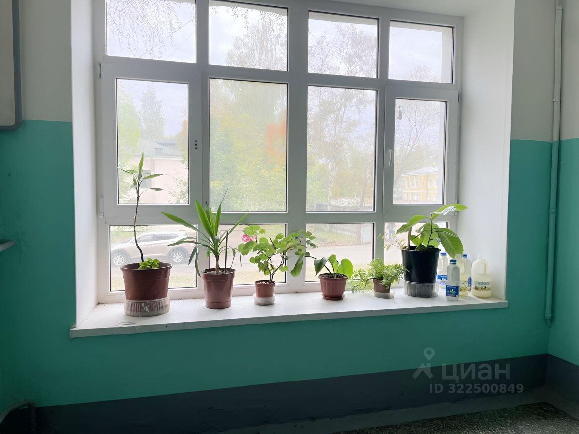 Продажа 4-комн квартиры на вторичном рынке шоссе Революции, 112