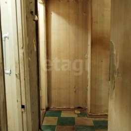 Продажа 2-комн квартиры на вторичном рынке Серпухов, улица Крупской,  д. 11/20