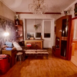 Продажа 2-комн квартиры на вторичном рынке ул Кременчугская,  д. 4,  к. 2