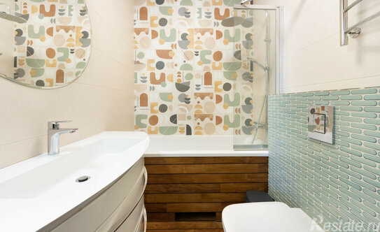 Продажа 4-комн квартиры на вторичном рынке Мантулинская улица,  д. 9 к1