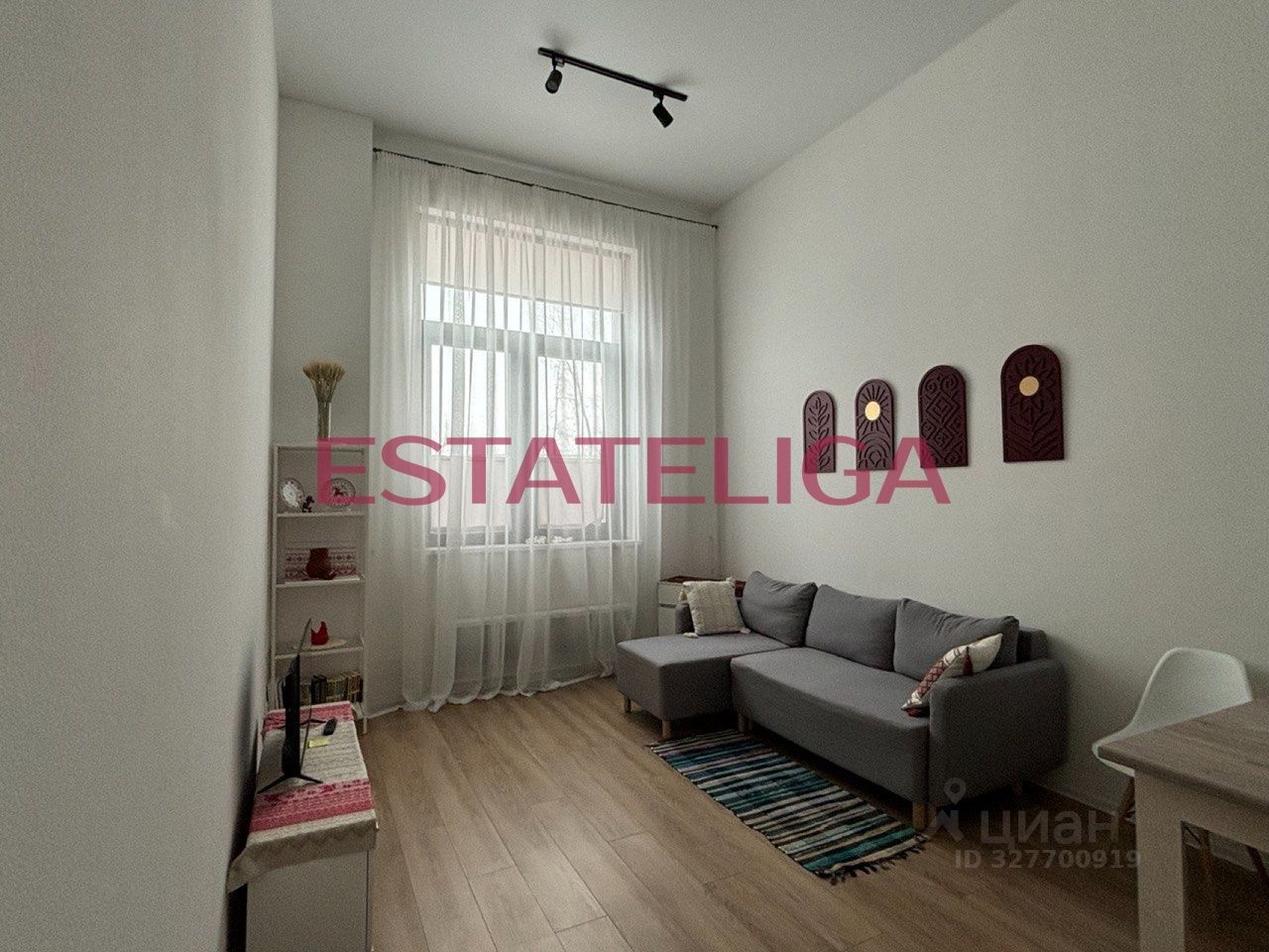 Продажа 2-комн квартиры на вторичном рынке Складочная улица, 8к2