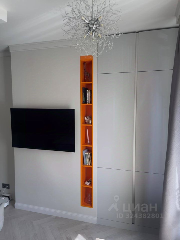 Аренда 1-комн квартиры на вторичном рынке Комендантский проспект, 63