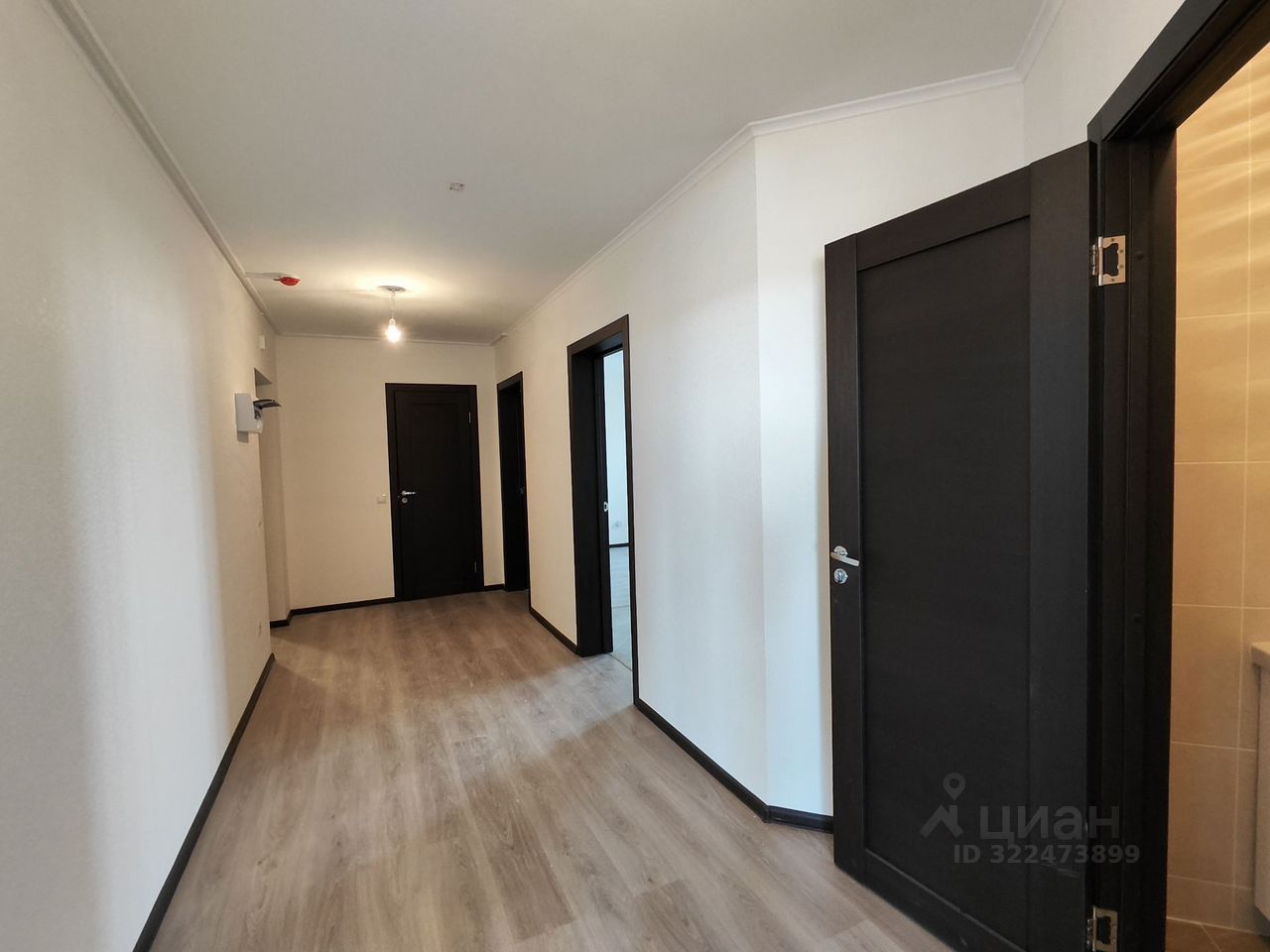 Продажа 3-комн квартиры на вторичном рынке пос. Бугры, улица Тихая, 13к3