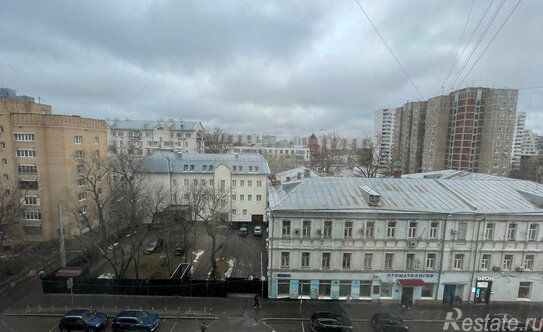 Аренда 1-комн квартиры на вторичном рынке Октябрьская улица,  д. 33