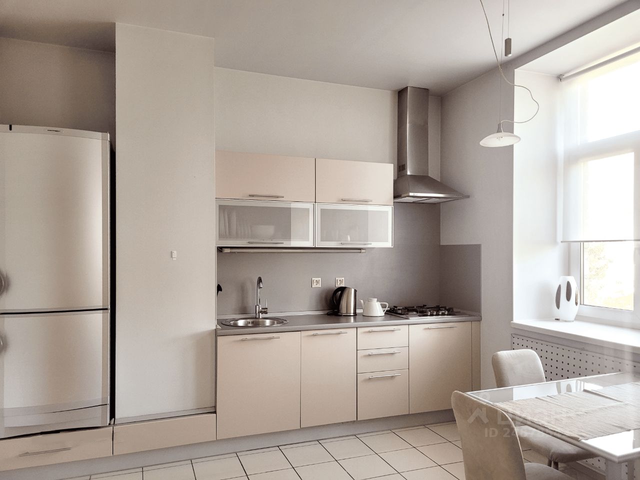 Аренда 2-комн квартиры на вторичном рынке Кутузовский проспект, 4/2