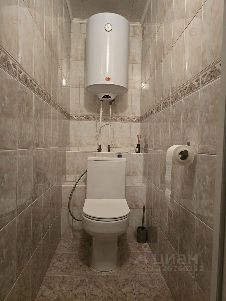 Продажа 3-комн квартиры на вторичном рынке пос. Бугры, улица Школьная,  д. 3