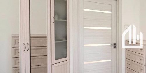 3-комн квартира улица Матроса Железняка, 9