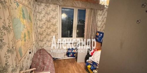 3-комн квартира Колпино г, Веры Слуцкой ул,  д. 48