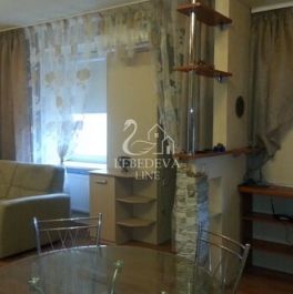 Продажа 1-комн квартиры на вторичном рынке Рябиновая улица,  д. 16
