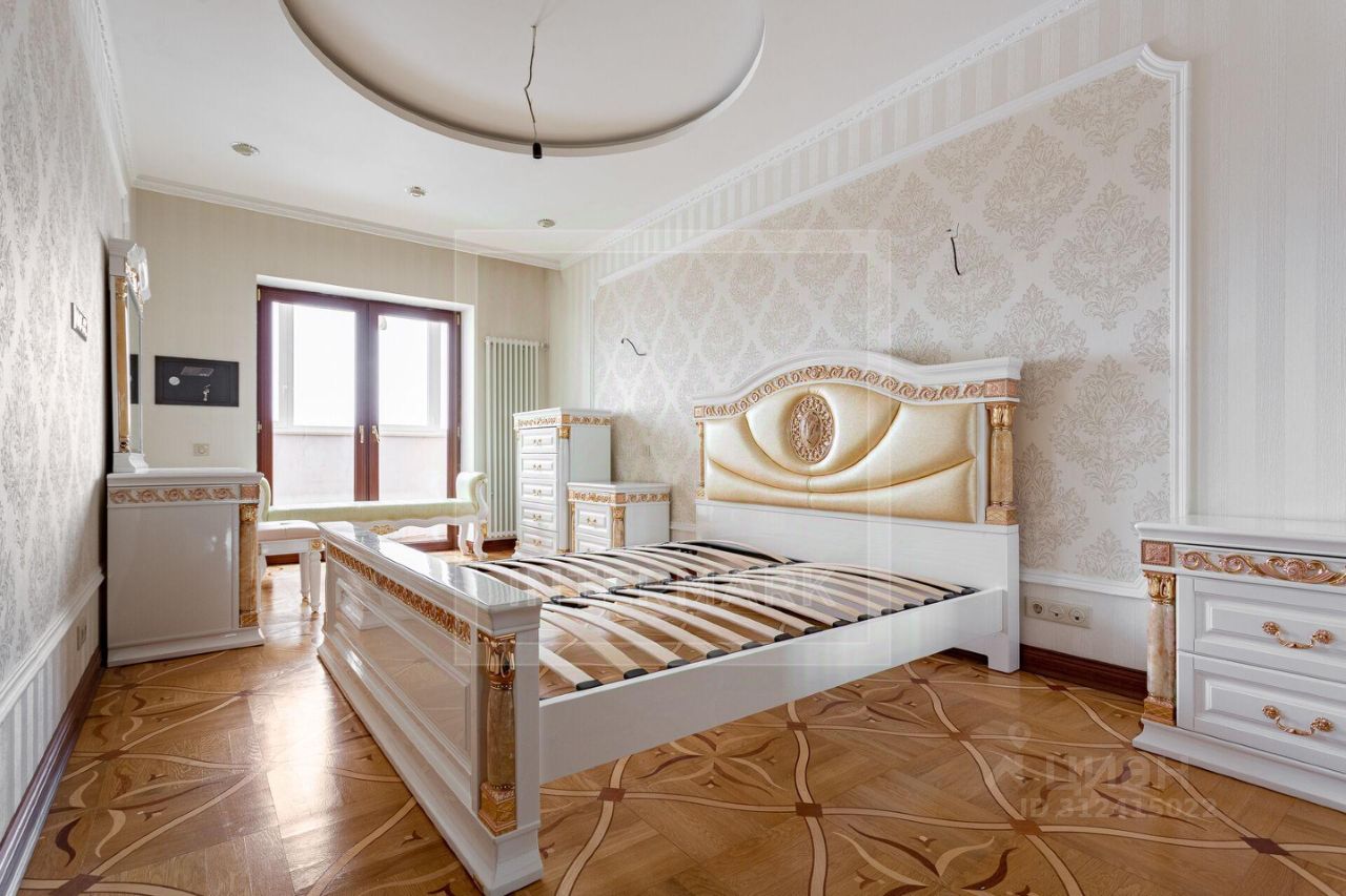 Продажа 6-комн квартиры на вторичном рынке улица Академика Виноградова, 9