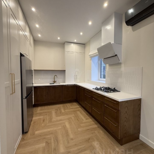 Коттедж/дом Красный Посёлок, Английский б-р,  д. 412