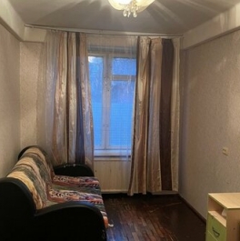 Продажа 3-комн квартиры на вторичном рынке Будапештская улица,  д. 12