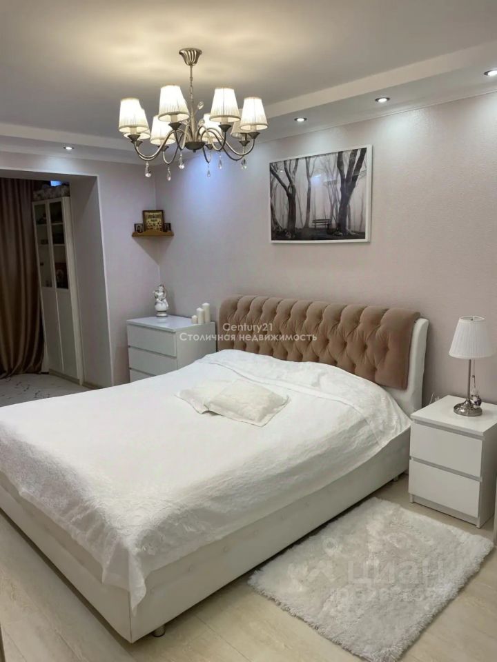 Продажа 2-комн квартиры на вторичном рынке Западный мкр, улица Лунная, 11