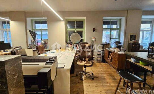 Продажа 3-комн квартиры на вторичном рынке улица Олеко Дундича,  д. 8 к1