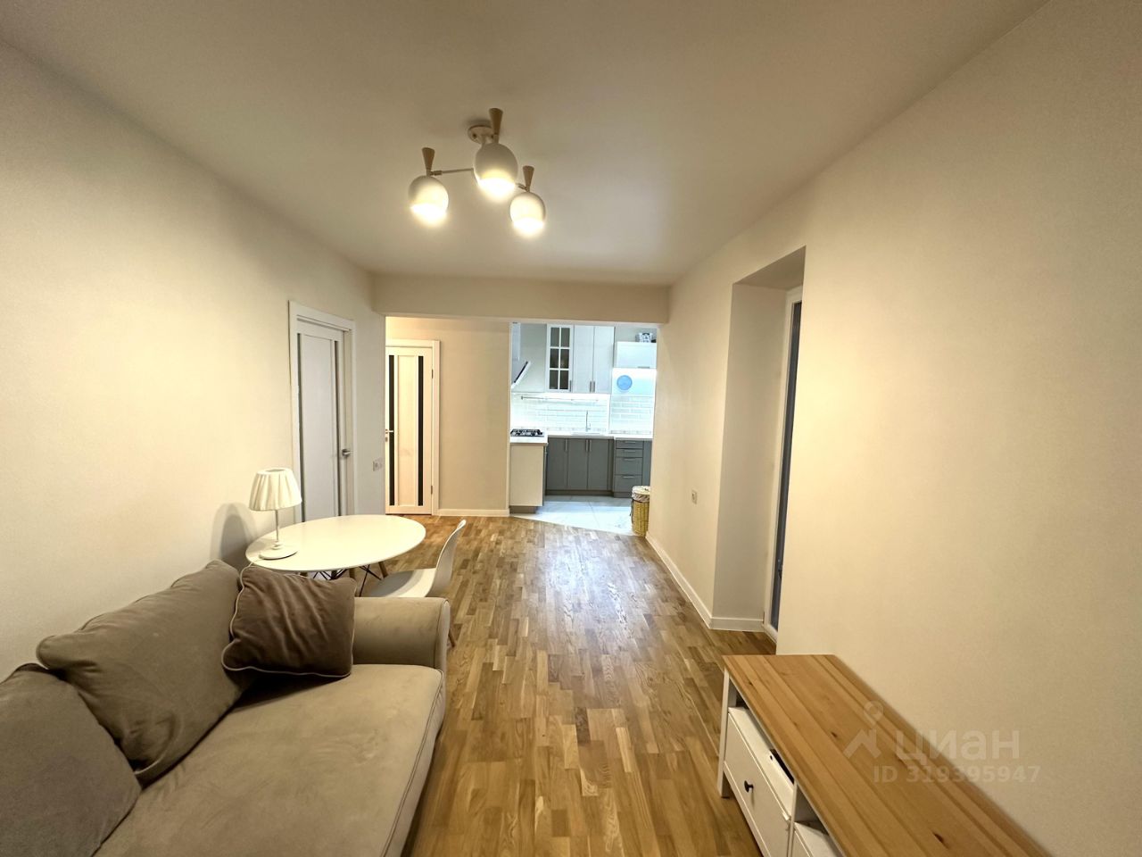 Продажа 2-комн квартиры на вторичном рынке Кастанаевская улица, 33