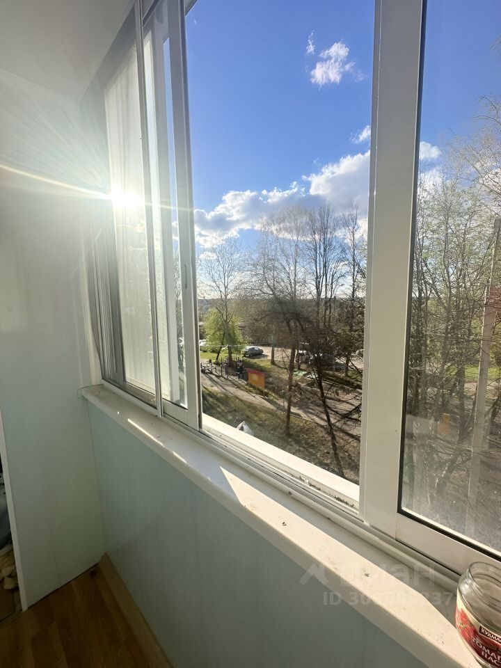 Продажа 2-комн квартиры на вторичном рынке Серпухов, улица Химиков, 35
