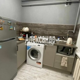 Продажа 2-комн квартиры на вторичном рынке Космонавтов пр-кт,  д. 18 к2