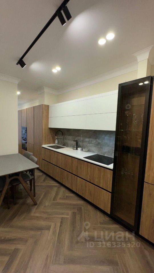 Продажа 3-комн квартиры на вторичном рынке Березовая аллея, 19к6