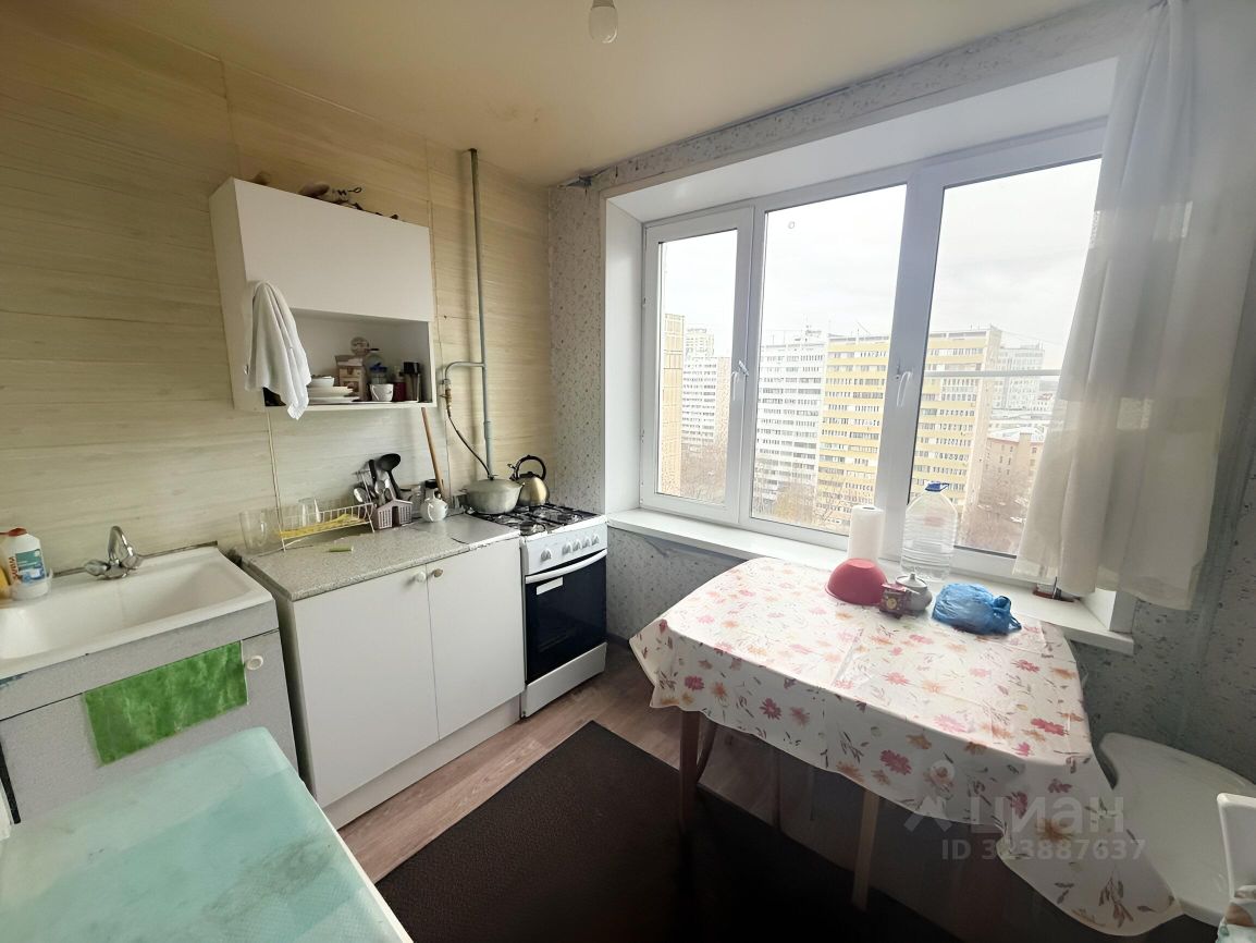 Продажа 2-комн квартиры на вторичном рынке Вокзальный переулок,  д. 8К2