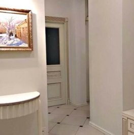 Продажа 4-комн квартиры на вторичном рынке Пестовский переулок