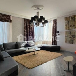 Продажа 4-комн квартиры на вторичном рынке Мосфильмовская улица,  д. 8