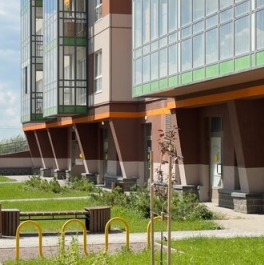 Продажа 1-комн квартиры на вторичном рынке Старорусский пр-кт,  д. 9,  к. 1