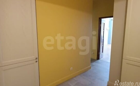 Продажа 3-комн квартиры на вторичном рынке ул Хамовнический Вал,  д. 2