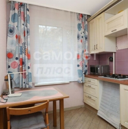 Продажа 2-комн квартиры на вторичном рынке Матвеевская улица,  д. 42 к2