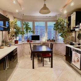 Продажа 2-комн квартиры на вторичном рынке Черноморский бульвар