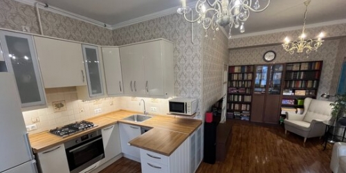 2-комн квартира Сыромятнический 4-й пер,  д. 3/5,  к. 4