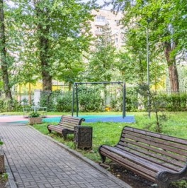 Продажа 3-комн квартиры на вторичном рынке ул Спиридоновка,  д. 19