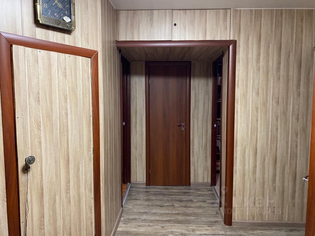 Продажа 3-комн квартиры на вторичном рынке Гатчина, проспект 25 Октября, 52