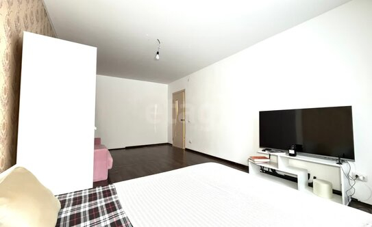 Продажа 2-комн квартиры на вторичном рынке б-р Головнина,  д. 6,  к. 1 стр 1