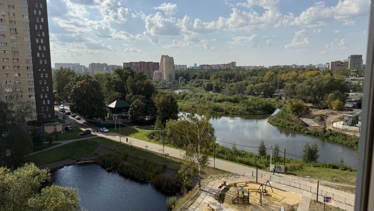 Продажа 3-комн квартиры на вторичном рынке Мытищи, Пионерская улица, 3А