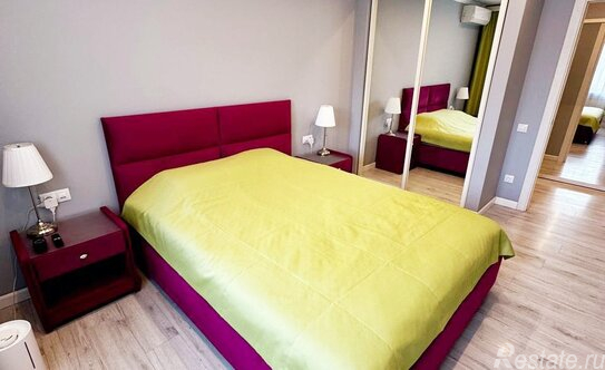 Продажа 2-комн квартиры на вторичном рынке улица Маршала Казакова,  д. 12 к4