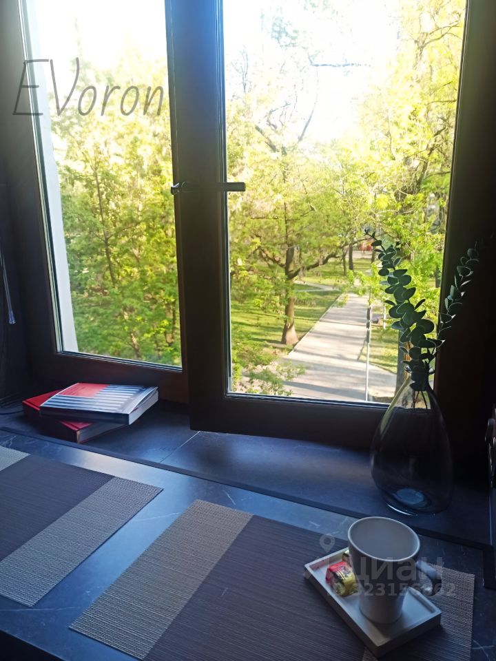 Продажа студии улица Толбухина, 8К1