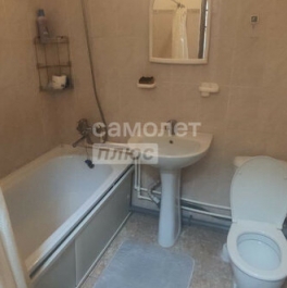 Продажа 1-комн квартиры на вторичном рынке Зенино, Вертолётная улица,  д. 18