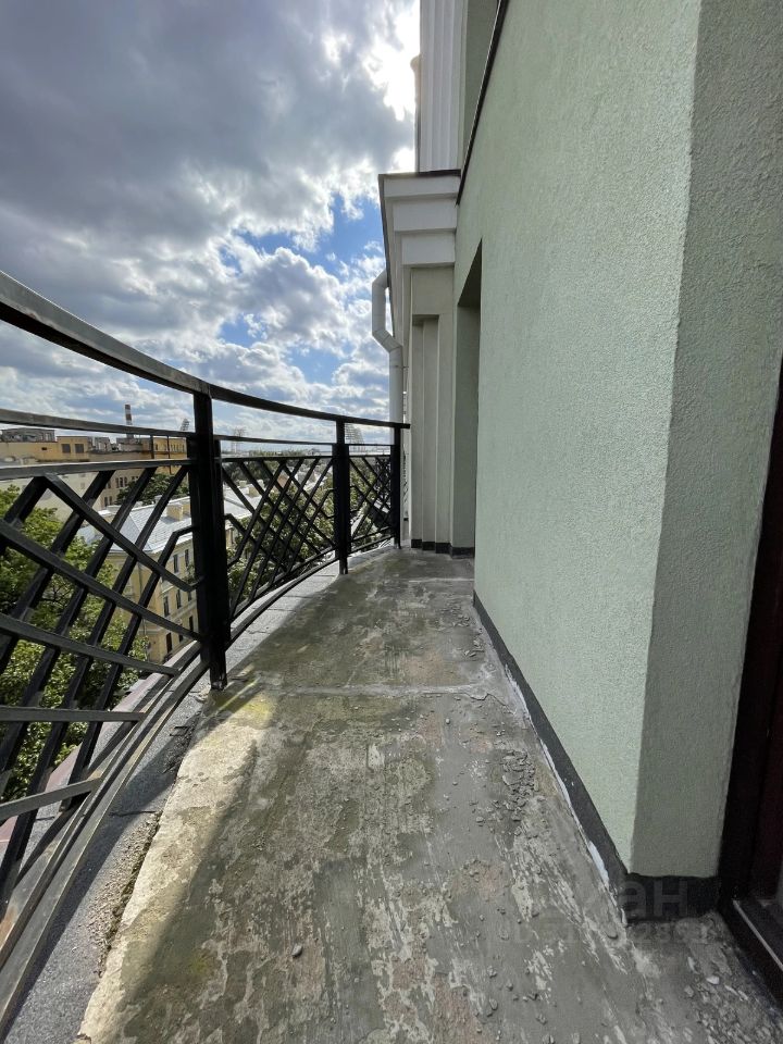 Продажа 3-комн квартиры на вторичном рынке Офицерский переулок, 8с2